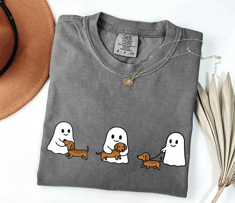 Cowgic Ghost Trio Halloween Dachshund T-shirt