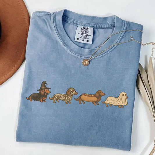 Cowgic Comfort Colors Vintage Art Style Dachshund T-shirt, Halloween